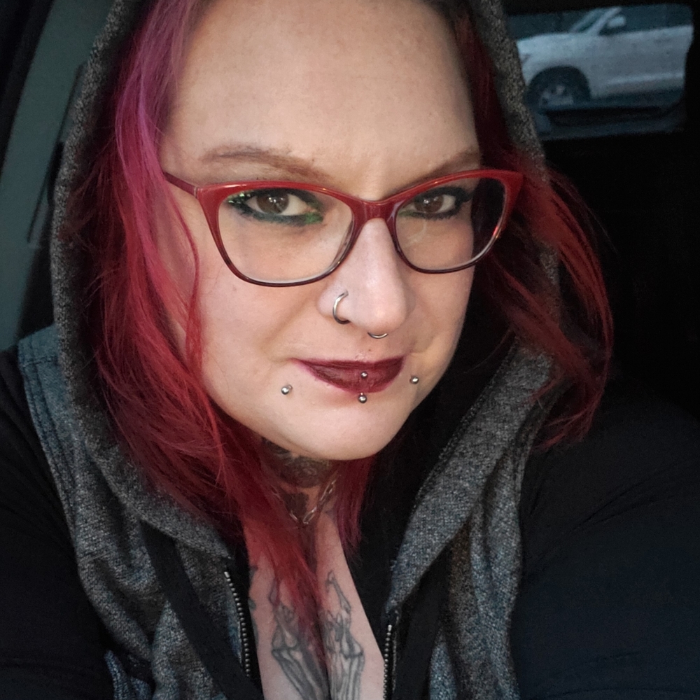 Meet your Posher, Elena